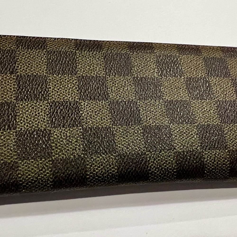 Louis  Vuitton Damier Wallet  & Free Key Holder